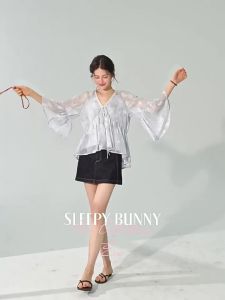 V-neck Ruffle Design Lightweight Chiffon Blouse