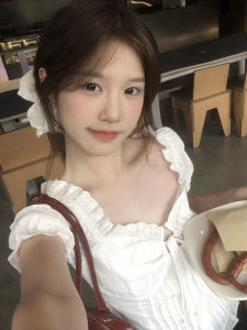 Áo Sơ Mi Cotton Phong Cách Pháp Ngọt Ngào Cho Nữ Mùa Hè Tay Ngắn Ôm Vừa Vặn Thiết Kế Độc Đáo Đẹp Đẽ Cổ Vuông Tay Bồng