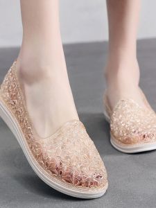 รองเท้าแตะสําหรับผู้หญิงในฤดูร้อนที่มีพื้นรองเท้าอ่อนนุ่ม สามารถหายใจได้ ไม่ลื่นไถล สีทึบหนา รองเท้าแบบแบนสบายๆ