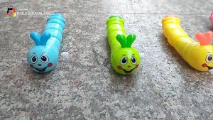 Caterpillar Crawling Model Clockwork Toy Vehicles No-battery Needed Animals Educational Wind Up Toy Kids Favor
