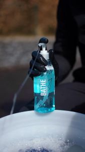 GYEON Q2M BATHE [ 1L ]  - HIGH PERFORMANCE PH NEUTRAL CAR SHAMPOO WAX & CERAMIC COATING SAFE