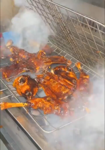 Bếp Nướng Không Khói Hồng Ngoại Điều Khiển Cảm Ứng Và Nút Vặn Nướng Đều Ít Dầu Mỡ Dễ Sử Dụng