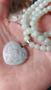 Chuỗi đeo cổ 108 hạt Cẩm Thạch xanh táo size 5.8 li phối mặt trái tim chạm hoa hồng cẩm thạch thời trang | Hoa Minh Gem