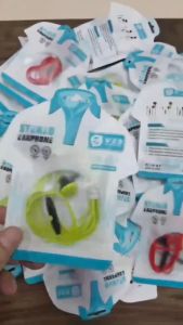 V2S VS016 Stereo In-Ear Sports Earphone 3.5mm Wired Deep Bass Game Music Headset with Mic