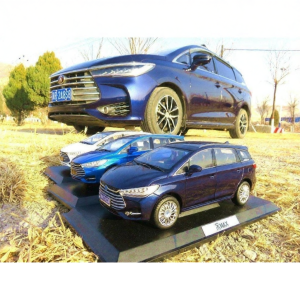 1:18 Replica Alloy Car Model