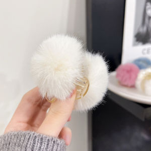 Cute Small Ball Hair Clip Rabbit Fur Claw Clip Bangs Clip Autumn Winter Popular Cherry Small Clip Plush Hair Accessories