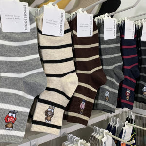 คู่รัก สไตล์เกาหลี ถุงเท้าถึงกลางน่อง ถุงเท้ากีฬาลายทางผู้ชาย ผู้หญิง เรียบง่าย การ์ตูน หมี ดีไซน์ นักเรียน เป็นมิตรสบาย ผ้าฝ้าย