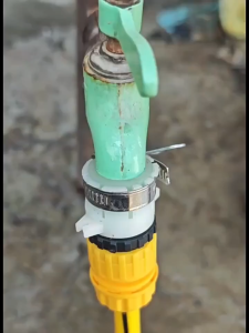 DIY ปืนพ่นน้ำแรงดันสูง ท่อล้างรถแรงดันสูง 6-8 เมตรพร้อมปืนฉีดและชุดตัวเชื่อม ทนทาน ใช้งานหลายฟังก์ชัน ทำความสะอาดที่มีประสิทธิภาพสำหรับรถยนต์และสวน