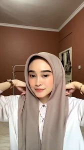 Hijab Segiempat Bella Square Polos Warna Terlengkap