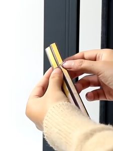 เทปปิดผนึก เทปประตูและหน้าต่าง โฟมกันกระแทกช่องว่าง แถบปิดผนึกกันเสียง ป้องกันการชนกันติดด้วยตนเองชนิด D-I-E ชนิดเทปโฟมติดประตูและหน้าต่าง