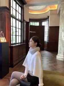 CHOUXIE | Bộ Đồ Knit Mũ Elegance Phong Cách Hàn Quốc cho Nữ