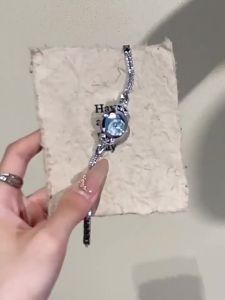 FUGUIJIAREN | Deluxe Small Fashionable Bracelet-Style Watch
