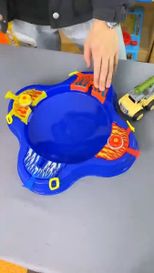 { Shipped from Malaysia}   Spin Battle Arena Set - Desktop Spinning Top Game For Multiplayer Competition & Family Interaction