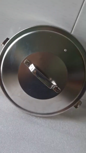 Giá nắp bồn nước ngang Đại Thành đường kính 29cm inox