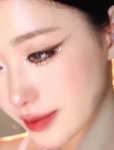 New Stiker Berlian Berkilau Riasan Mata Cantik Dewasa / Stiker Wajah Dengan Berlian Bisa Untuk Dibuku Hp Dan Lainnya