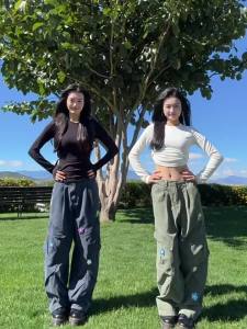 A chock | Vintage American Style Wide Multi-pocket Work Pants