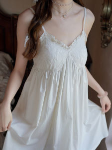 สีขาว ผ้าฝ้าย ชุดนอน ผู้หญิง ฤดูร้อน ลูกไม้สไตล์เจ้าหญิง เดรส มีแผ่นรองหน้าอก สายคล้อง นอน กระโปรง คอวี ความยาวสั้น