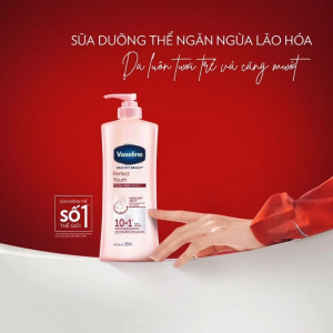 Sữa Dưỡng Thể Vaseline Dưỡng Ẩm Fresh & Bright 350ml 10x Niacinamide Da Sáng Khỏe Mịn Căng Tinh Chất Menthol Mát Lạnh