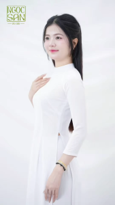 Áo dài trắng đồng phục học sinh màu trắng tinh dáng ôm tay lỡ/dài lụa mỹ - Áo dài Ngọc San