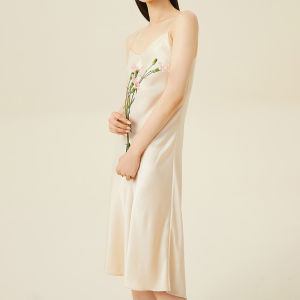 JINSANTA | Slimming Silhouette Bias Cut Silk Camisole Dress Red