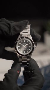 Jam Tangan Pria Alba Active AS9U85X1 Black Dial Silver Stainless Steel Strap