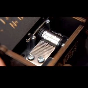 Kotak Musik Kayu Wooden Music Box Vintage Diputar Manual