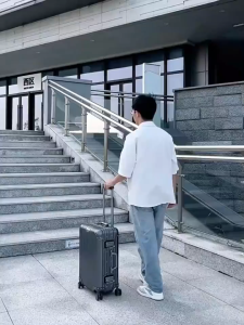 SAFARI High-end All magnesium aluminum alloy Large Capacity luggage Whole body Aluminum Suitcase Universal Wheels