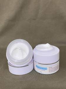 Sunscreen Lightening SPF 50 Uk 10 gr