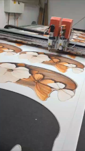 轻奢3D蝴蝶视觉效果浴室门口吸水速干地垫，硅藻泥材质卫生间门垫，异形入户脚垫