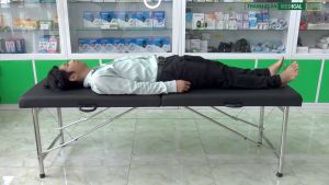 Giường vali gấp gọn chân inox chắc chắn chỉnh được cao thấp tiện cho spa nối mi phun xăm..