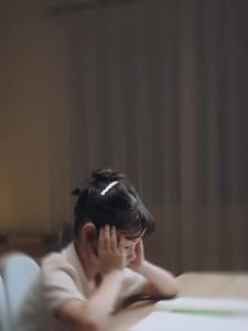 MPRINCE | Posture Correction Desk Study Aid for Children