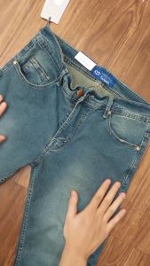 Celana jeans pria distro TONY JACK biru tua / celana jeans pria model terbaru / celana pria terbaru / celana panjang pria terbaru / celana panjang pria jeans / celana jeans pria dewasa / celana panjang pria distro