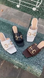 Guốc nữ cao gót Anmodels mũi vuông quai ngang gắn khóa sắt gót trụ cao 3 phân