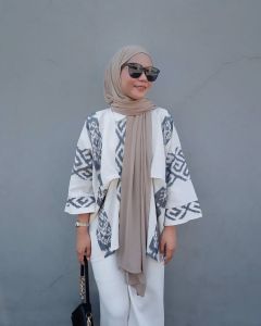 blouse tenun wanita lengan kelelawar - blouse tenun wanita Cari Blouse tenun wanita jumbo Blouse tenun wanita Blouse tenun wanita etnik ntt blouse wanita tenun lengan balon Blouse tenun wanita etnik Blouse tenun wanita jumbo ld 130 blouse wanita ten