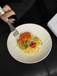 White Rock Pattern Ceramic Plate: A Perfect Choice for Western Steak Salad Dinnerware