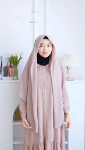 Azmeela Jennie Bawal: Desain Trendy Segi Empat untuk Produk Fashion Wanita