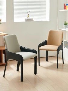 Italian Saddle Leather Dining Chair Nordic Designer Minimalist Armrest Makeup Chair Hotel Restaurant Home Use Chair