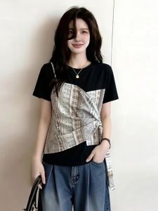 AIYITI | Retro Printed Faux Two-Piece T-Shirt