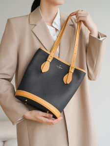 La Seine Togo Top Layer Cowhide Leather Simple Bucket Handbag Soft Large Capacity Shoulder Bag for Casual Youth Female