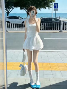 CHANGTONG | Unique Cute Waist-Cinching Flared Dress