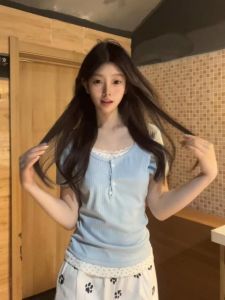 Áo Thun Tay Ngắn Họa Tiết Hoa Ngọt Ngào Cho Nữ Mùa Hè Thiết Kế Cảm Giác Nhỏ Phong Cách Ballet Ngắn Thời Trang