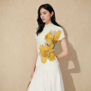 PEACEBIRD | Zima Style Wrinkle Design Short Sleeve T-Shirt