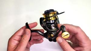 Mavllos | CMAN MK Trout Spinning Reel 5.4:1 Ratio Max Power 6kg Drag Power Shallow Spool Ultra Light 158g Carbon Fishing Reel