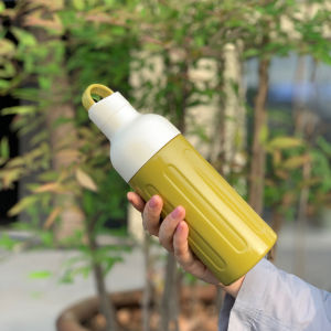 New 2024 High Aesthetic Value Portable 316 Stainless Steel Sports Outdoor Red Water Cup for Women Insulated Mug Heat Retention