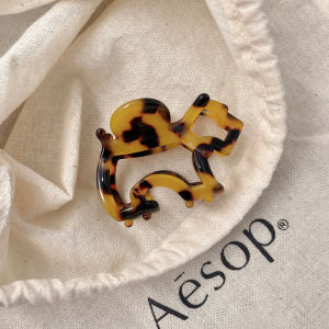 Retro Leopard Print Acetate Dog High Ponytail Anti-Sag Clip Womens New 2025 Elegant Feeling Back of Head Hair Clip Accessory