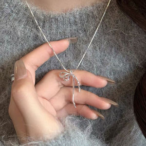Trendy Simple Design Titanium Steel Knot Butterfly Necklace Womens Versatile Choker Chain Fashionable Elegant Style