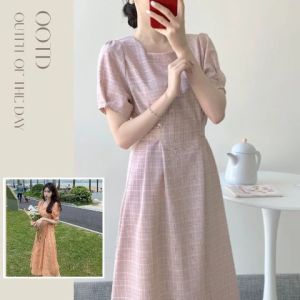 LHSunday นิวส์🌟เดรสยาวแฟชั่นสไตล์สาวเกาหลีลายสก็อตน่ารักสุดๆ เดรสแฟชั่นคอกว้างแขนพองเรียบๆมีสเน่ห์ เดรสยาวลายสก็อตสีพื้นมี 4 สี🌈