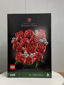 822PCS Mainan Brick Bouquet of Roses Flower Rakitan Balok Bangunan Buket Bunga Immortal Untuk Bunga Block Mainan