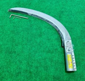 EGREK CAMEL KING 111 ORIGINAL MADE IN MALAYSIA  SIAP PAKAI TAMPA PERLU DI ASAH TERLEBIH DAHULU KULITAS SANGAT TAJAM.