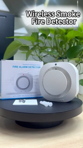 Smoke Detector with 85dB Alarm & LED Warning - Battery-Powered Fire Alarm Low Battery Alert Easy Installation for Home/Office Safety SM19